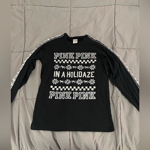 Victoria Secret PINK long sleeve XS black holiday shirt with silver sequins - Picture 1 of 4